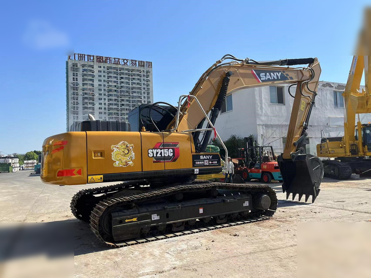 SANY SY215C - حفار زاحف: صورة 4 SANY SY215C - حفار زاحف: صورة 4