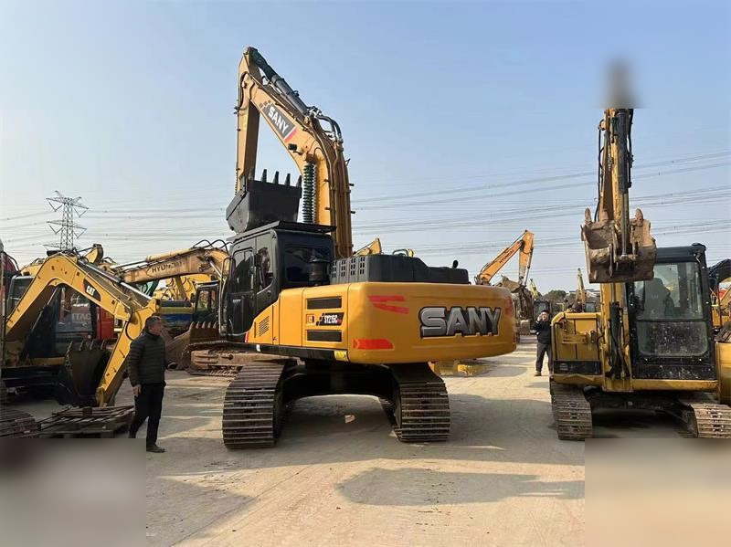 SANY SY215C - حفار زاحف: صورة 2 SANY SY215C - حفار زاحف: صورة 2