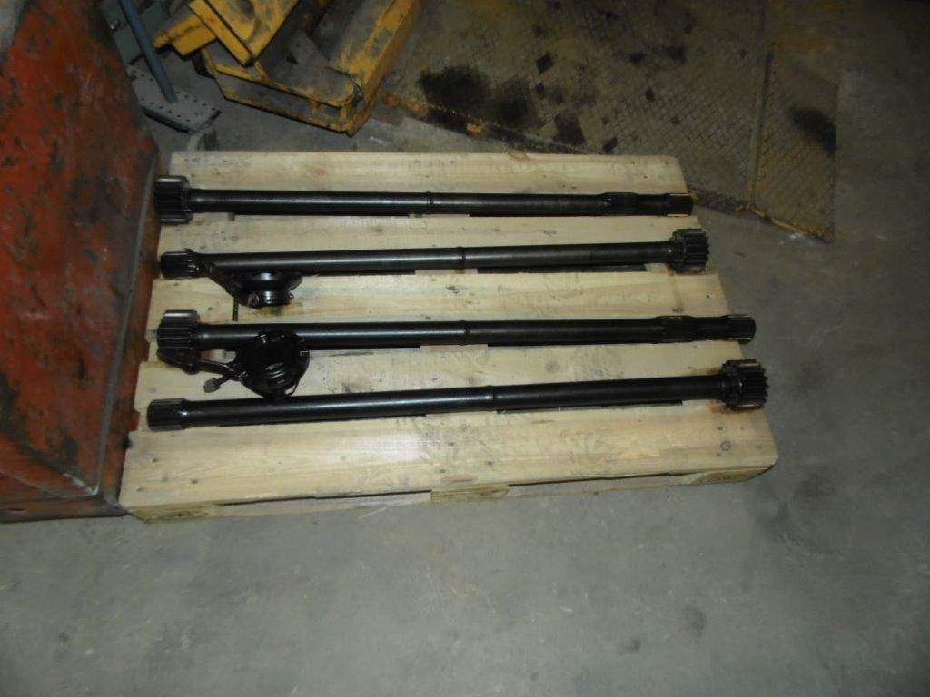 Volvo Dumper Diff+drivaxlar+nav A 25 - نصف رمح - آلات الإنشاء: صورة 1 Volvo Dumper Diff+drivaxlar+nav A 25 - نصف رمح - آلات الإنشاء: صورة 1