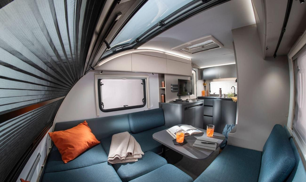 Adria Action 391 LH Sports*Fußboden-Temp*Schwenk-Tisch - كرفان سحب: صورة 3 Adria Action 391 LH Sports*Fußboden-Temp*Schwenk-Tisch - كرفان سحب: صورة 3