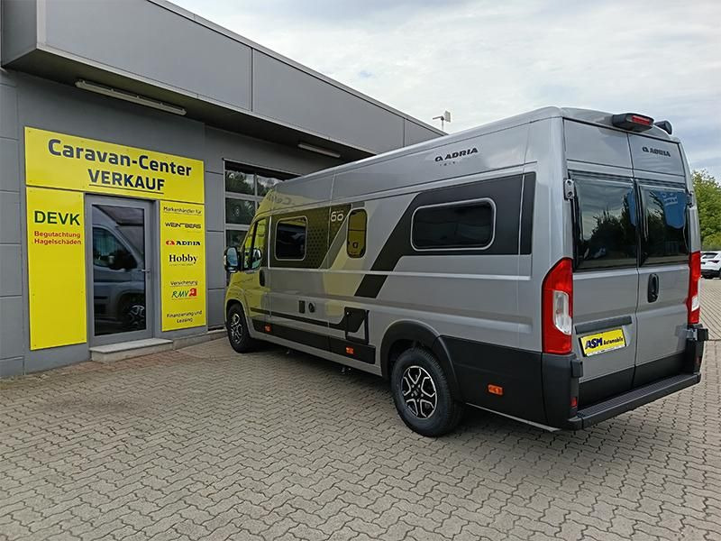 Adria Twin "60Y" 640 SGX 3,5 MAXI*JUBILEE*MARKISE*LED* - كرفان فان: صورة 5 Adria Twin "60Y" 640 SGX 3,5 MAXI*JUBILEE*MARKISE*LED* - كرفان فان: صورة 5