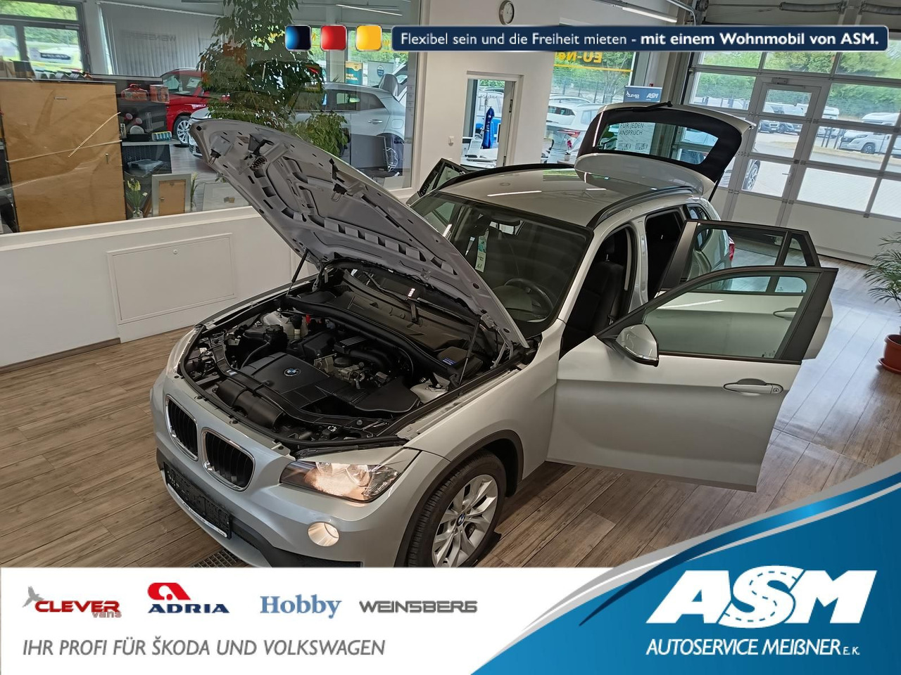 BMW X1 sDrive 18i 110 kW*SITZHEIZUNG*KLIMAAUTOMATIK - سيارة دفع رباعي: صورة 1 BMW X1 sDrive 18i 110 kW*SITZHEIZUNG*KLIMAAUTOMATIK - سيارة دفع رباعي: صورة 1