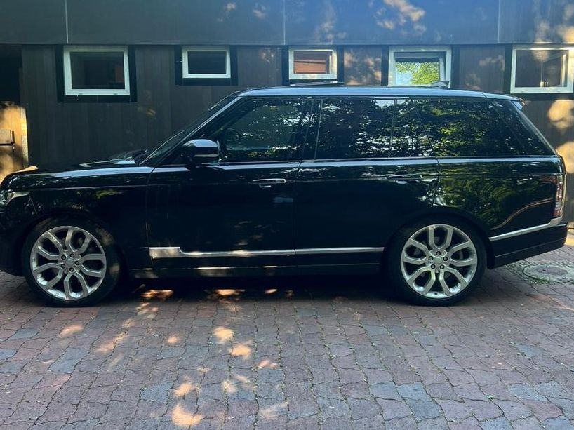 Land Rover Range Rover Vogue 4.4L V8*Autobiography*(LWB)* - سيارة دفع رباعي: صورة 3 Land Rover Range Rover Vogue 4.4L V8*Autobiography*(LWB)* - سيارة دفع رباعي: صورة 3
