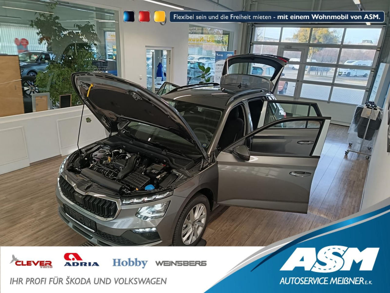 Skoda Kamiq 130 Jahre 1,5TSI DSG*AHK*ACC*LED*R-KAM*PDC - سيارة دفع رباعي: صورة 1 Skoda Kamiq 130 Jahre 1,5TSI DSG*AHK*ACC*LED*R-KAM*PDC - سيارة دفع رباعي: صورة 1