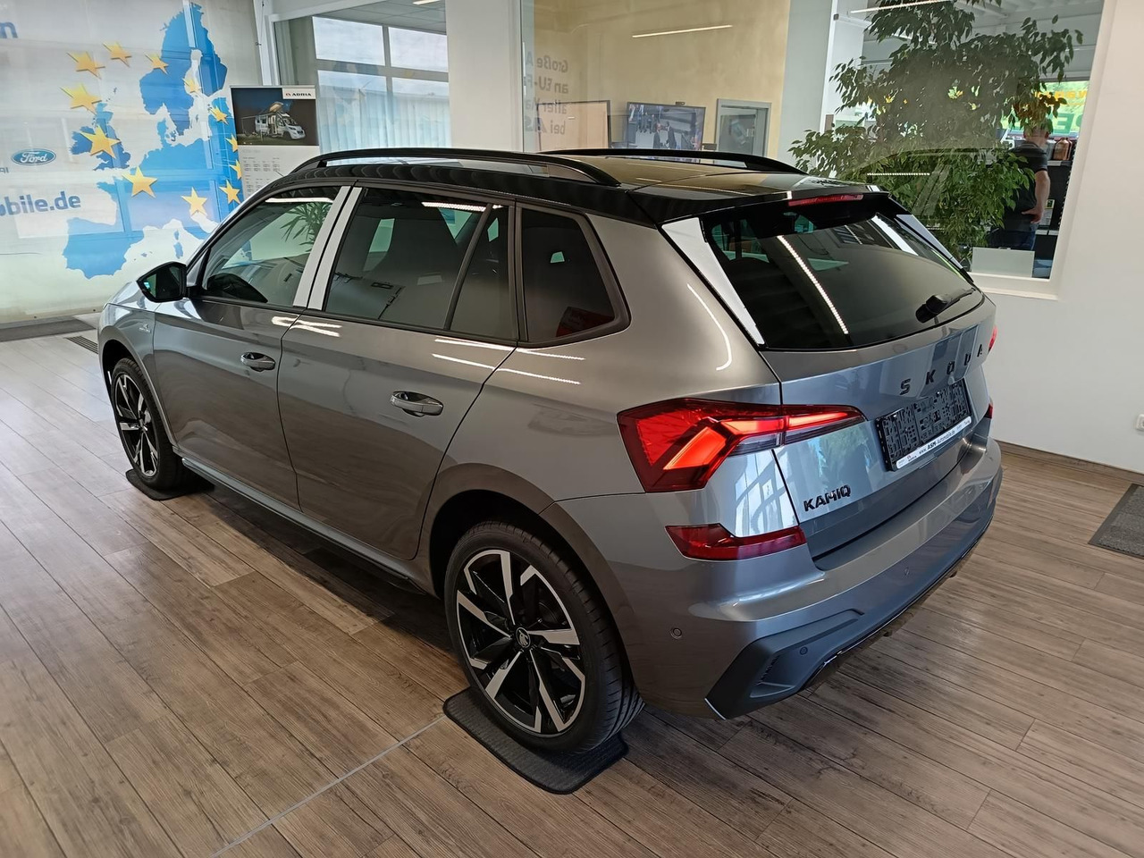 Skoda Kamiq Monte Carlo 1.5 TSI DSG*5J.GARANTIE*PANO* - سيارة دفع رباعي: صورة 4 Skoda Kamiq Monte Carlo 1.5 TSI DSG*5J.GARANTIE*PANO* - سيارة دفع رباعي: صورة 4