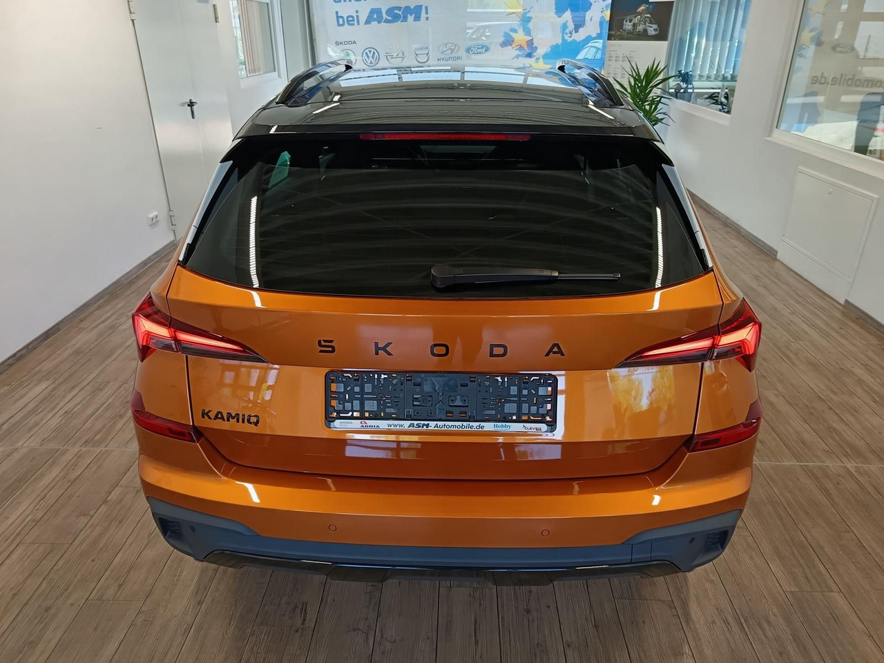 Skoda Kamiq Monte Carlo 1,5 TSI DSG*PANO*AHK*5J.GARANT - سيارة دفع رباعي: صورة 5 Skoda Kamiq Monte Carlo 1,5 TSI DSG*PANO*AHK*5J.GARANT - سيارة دفع رباعي: صورة 5