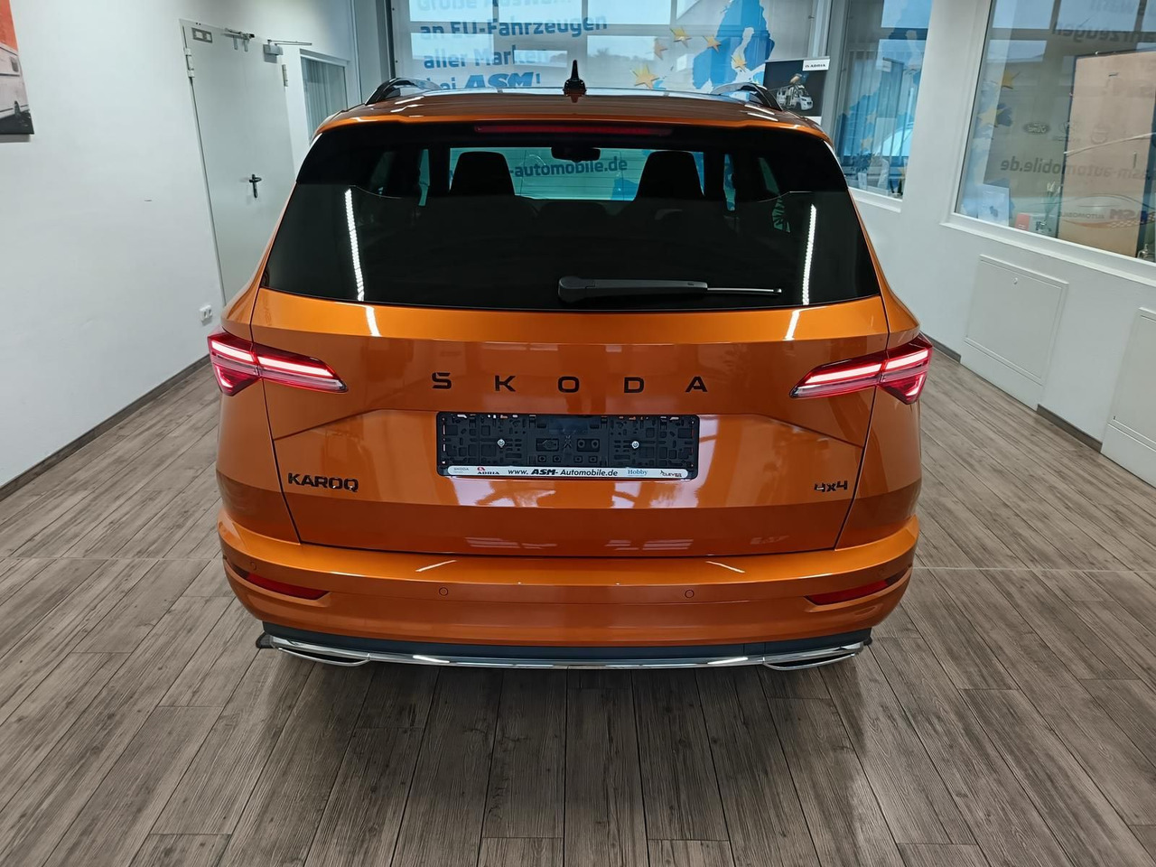 Skoda Karoq Sportline 2,0 TDI DSG 4x4*AHK*PSD*STD.HZG* - سيارة دفع رباعي: صورة 5 Skoda Karoq Sportline 2,0 TDI DSG 4x4*AHK*PSD*STD.HZG* - سيارة دفع رباعي: صورة 5