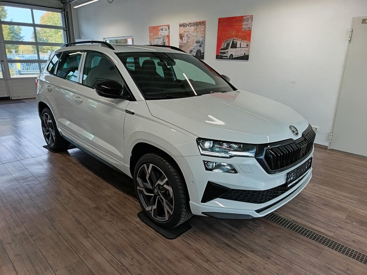 Skoda Karoq Sportline 2,0 TDI DSG 4x4*AHK*PSD*STD.HZG* - سيارة دفع رباعي: صورة 3 Skoda Karoq Sportline 2,0 TDI DSG 4x4*AHK*PSD*STD.HZG* - سيارة دفع رباعي: صورة 3