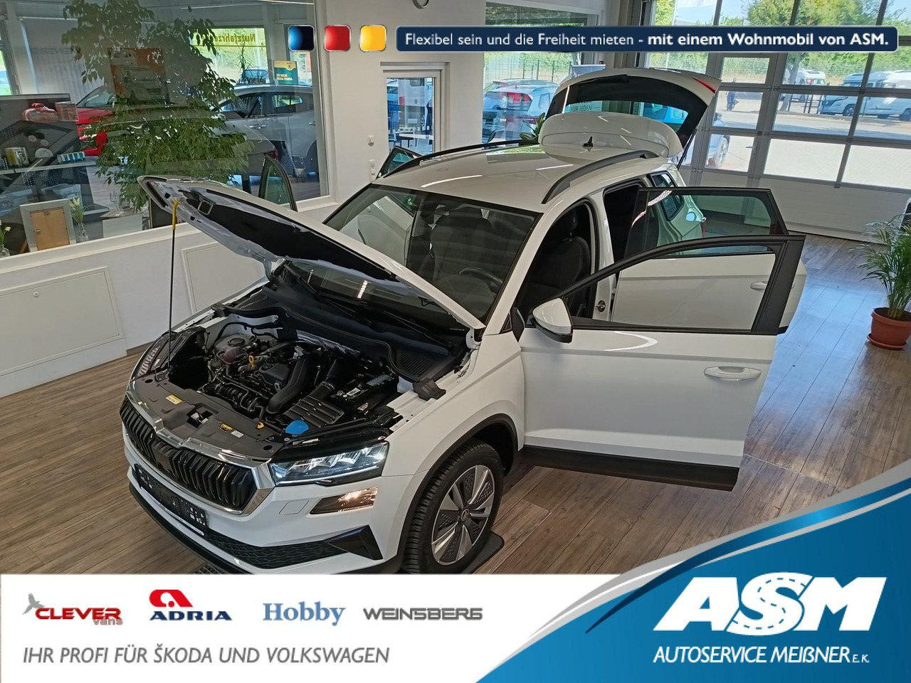 Skoda Karoq Style 1,5TSI DSG*AHK-VORBER*NAVI*LED*R-KAM - سيارة دفع رباعي: صورة 1 Skoda Karoq Style 1,5TSI DSG*AHK-VORBER*NAVI*LED*R-KAM - سيارة دفع رباعي: صورة 1