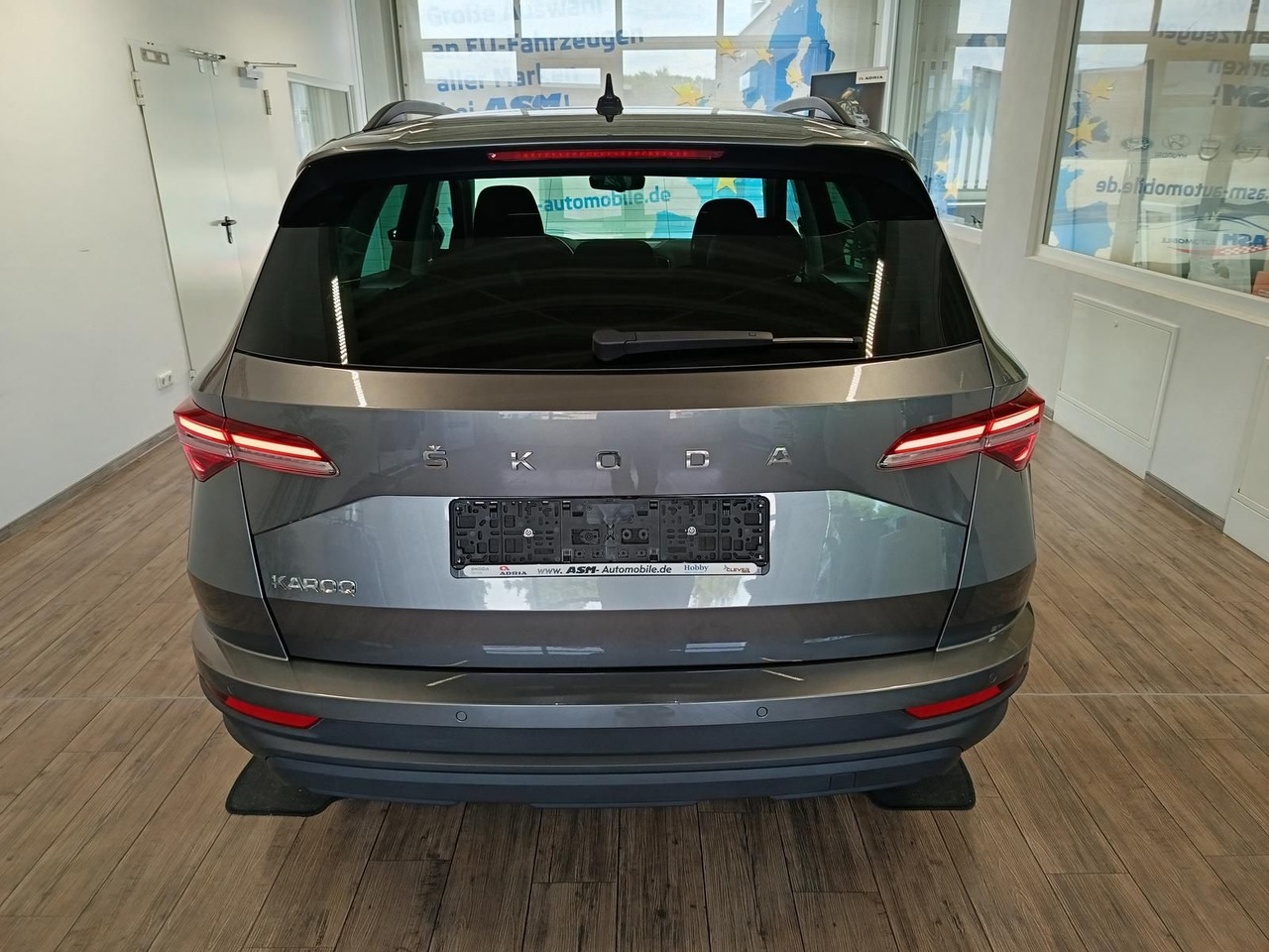 Skoda Karoq Style 1,5TSI DSG*AHK-VORBER*NAVI*LED*R-KAM - سيارة دفع رباعي: صورة 5 Skoda Karoq Style 1,5TSI DSG*AHK-VORBER*NAVI*LED*R-KAM - سيارة دفع رباعي: صورة 5