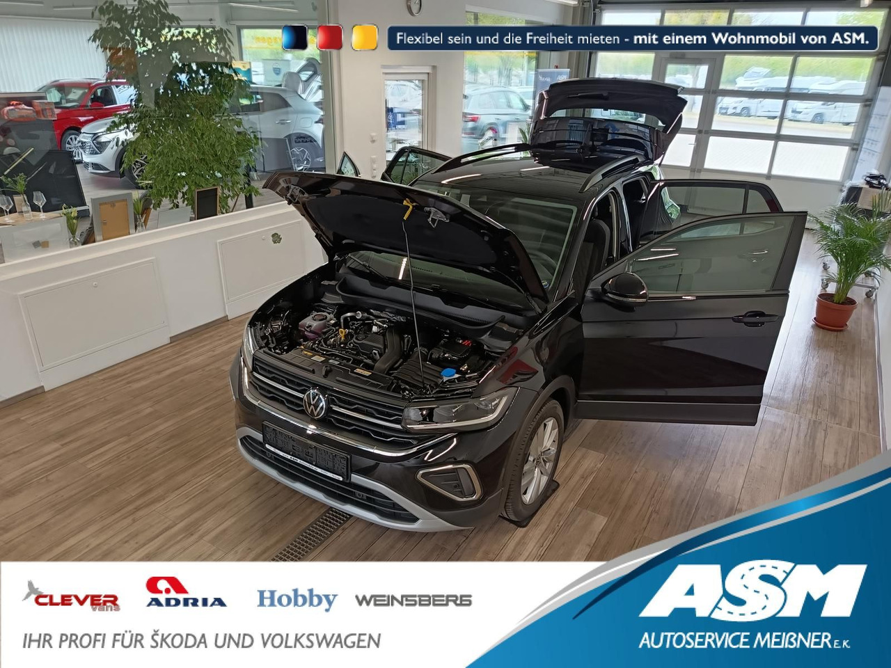 Volkswagen T-Cross Life 1.5 TSI DSG*AHK*MATRIX LED*ACC*SHZ* - سيارة دفع رباعي: صورة 1 Volkswagen T-Cross Life 1.5 TSI DSG*AHK*MATRIX LED*ACC*SHZ* - سيارة دفع رباعي: صورة 1