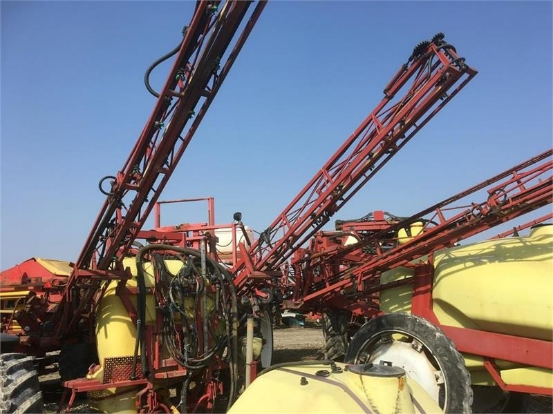 Hardi Mega 1200L 21m LPZ - رشاش مسحوب: صورة 1 Hardi Mega 1200L 21m LPZ - رشاش مسحوب: صورة 1