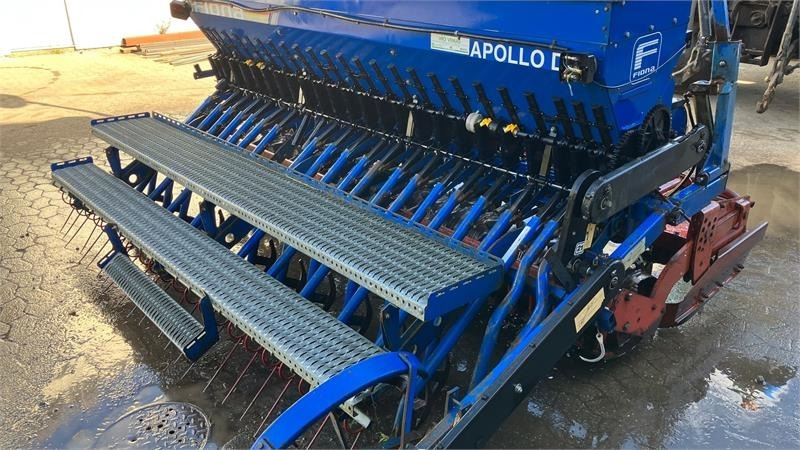 Kuhn HR 3001 M med Fiona Apollo - آلة بذر الحصاد: صورة 4 Kuhn HR 3001 M med Fiona Apollo - آلة بذر الحصاد: صورة 4