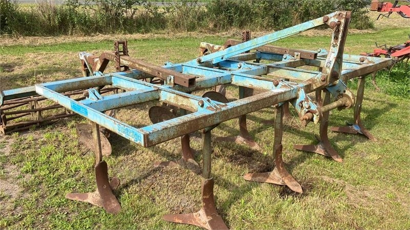 Lemken Smaragd 9/380 Med springbolte  - آلة حراثة: صورة 2 Lemken Smaragd 9/380 Med springbolte  - آلة حراثة: صورة 2