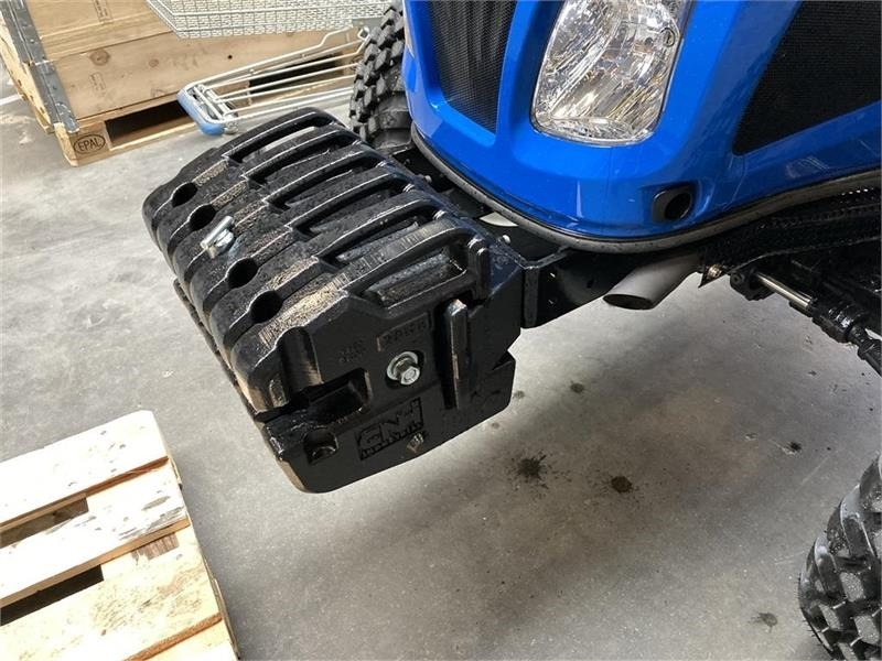 New Holland Boomer til 35-40-50-55 - ثقل موازنة: صورة 1 New Holland Boomer til 35-40-50-55 - ثقل موازنة: صورة 1