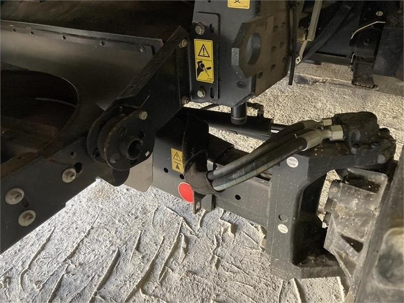 New Holland CR9090 35 fod VF bord og 4wd mm. - حصادة: صورة 5 New Holland CR9090 35 fod VF bord og 4wd mm. - حصادة: صورة 5
