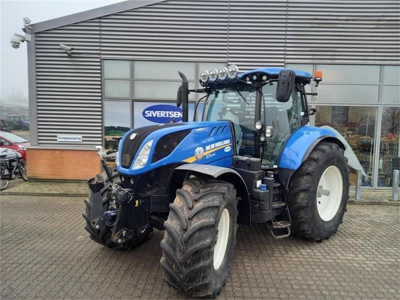 New Holland T7.270 AutoCommand - جرار: صورة 1 New Holland T7.270 AutoCommand - جرار: صورة 1