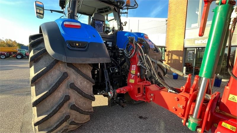 New Holland T7.315 HD AutoComand - جرار: صورة 4 New Holland T7.315 HD AutoComand - جرار: صورة 4