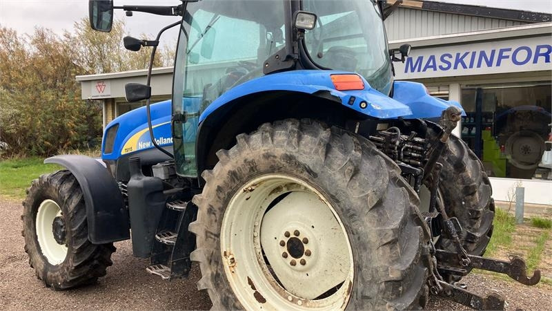 New Holland TS 115 A - جرار: صورة 3 New Holland TS 115 A - جرار: صورة 3