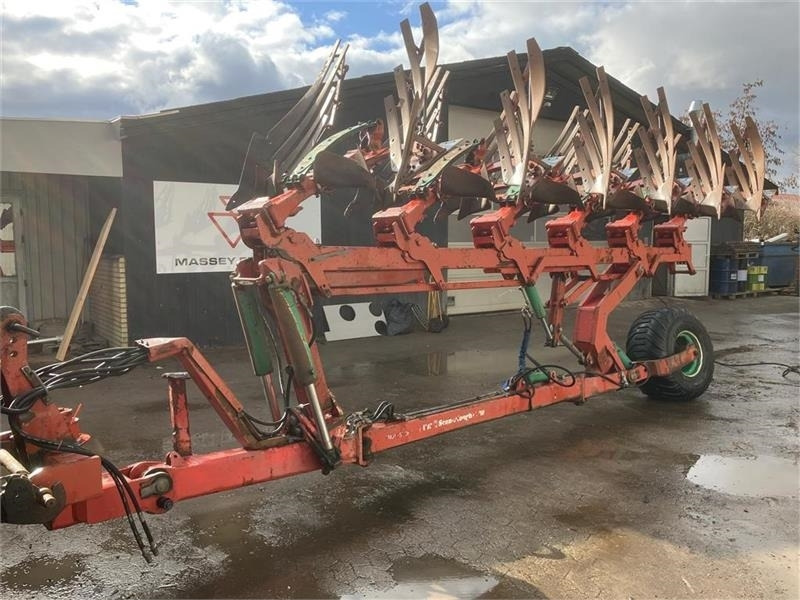 Scan-Agro 6 f. Risteplov - محراث: صورة 1 Scan-Agro 6 f. Risteplov - محراث: صورة 1