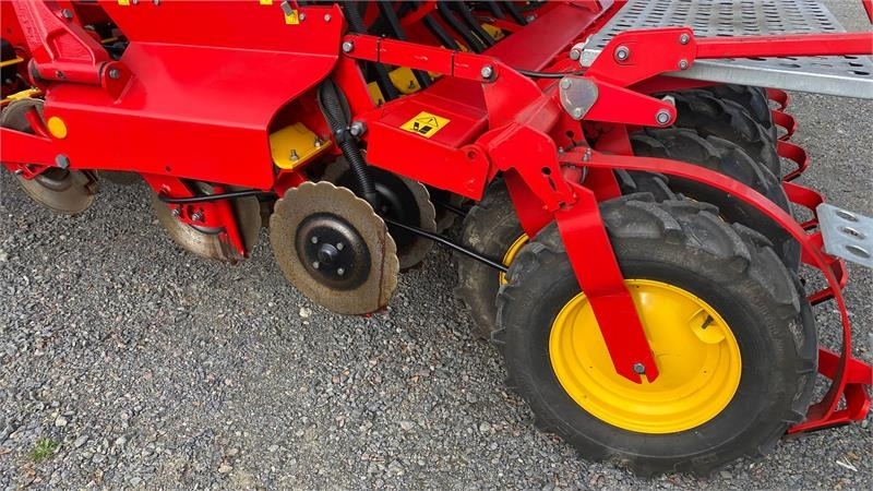 Vaderstad Rapid 400C Combi - آلة بذر الحصاد: صورة 4 Vaderstad Rapid 400C Combi - آلة بذر الحصاد: صورة 4