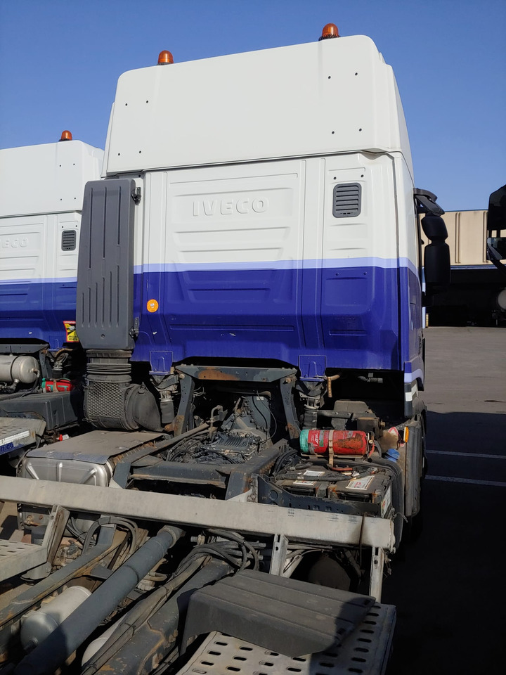 IVECO AS190S50FP - شاحنة بهيكل معدني للمقصورة: صورة 4 IVECO AS190S50FP - شاحنة بهيكل معدني للمقصورة: صورة 4