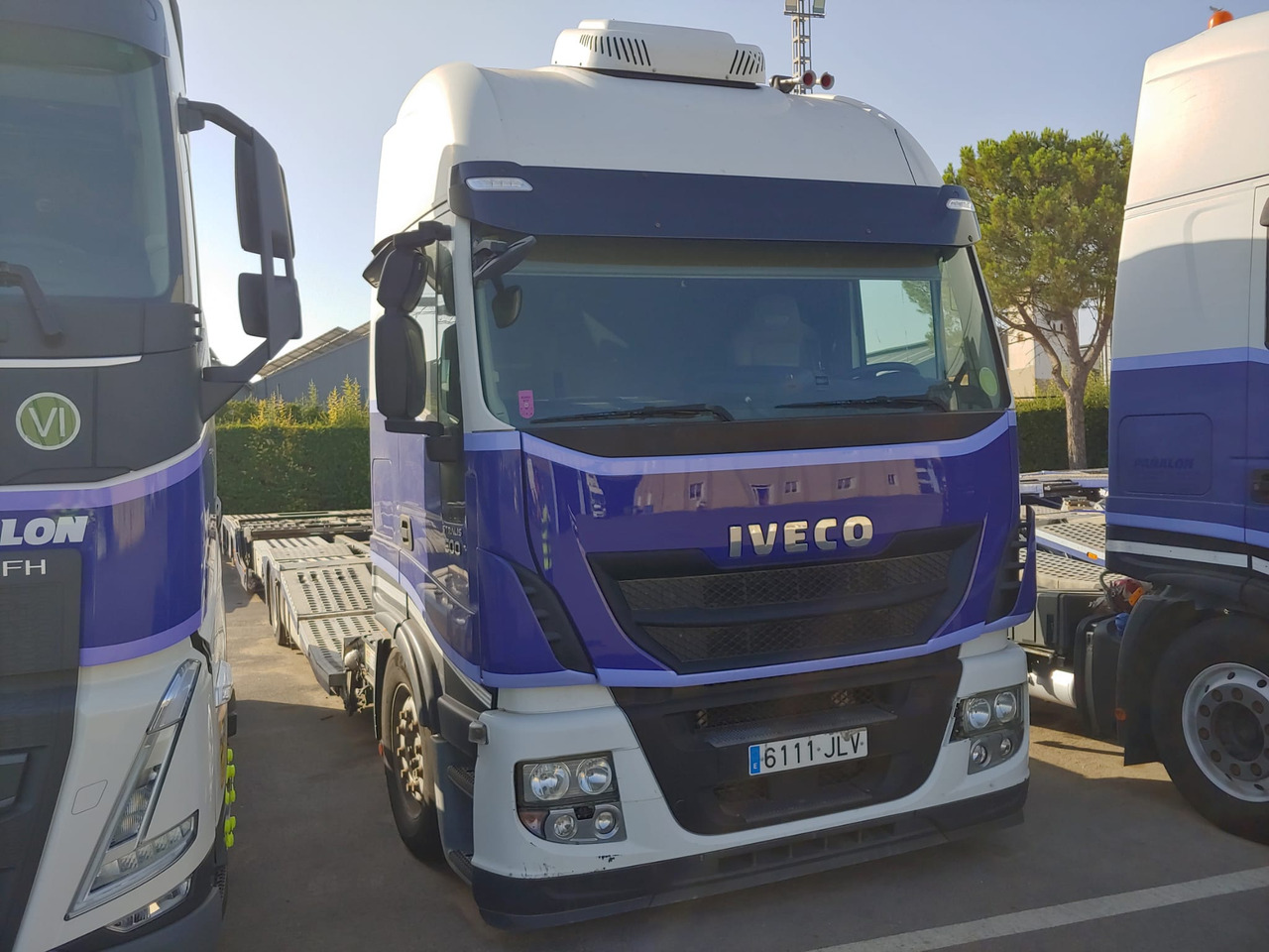IVECO AS190S50FP - شاحنة بهيكل معدني للمقصورة: صورة 2 IVECO AS190S50FP - شاحنة بهيكل معدني للمقصورة: صورة 2