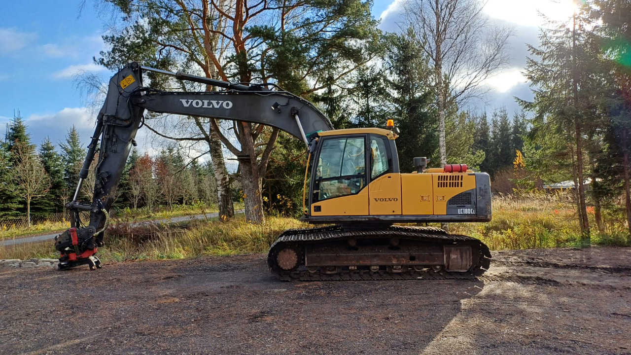 VOLVO EC180CL - حفار زاحف: صورة 2 VOLVO EC180CL - حفار زاحف: صورة 2