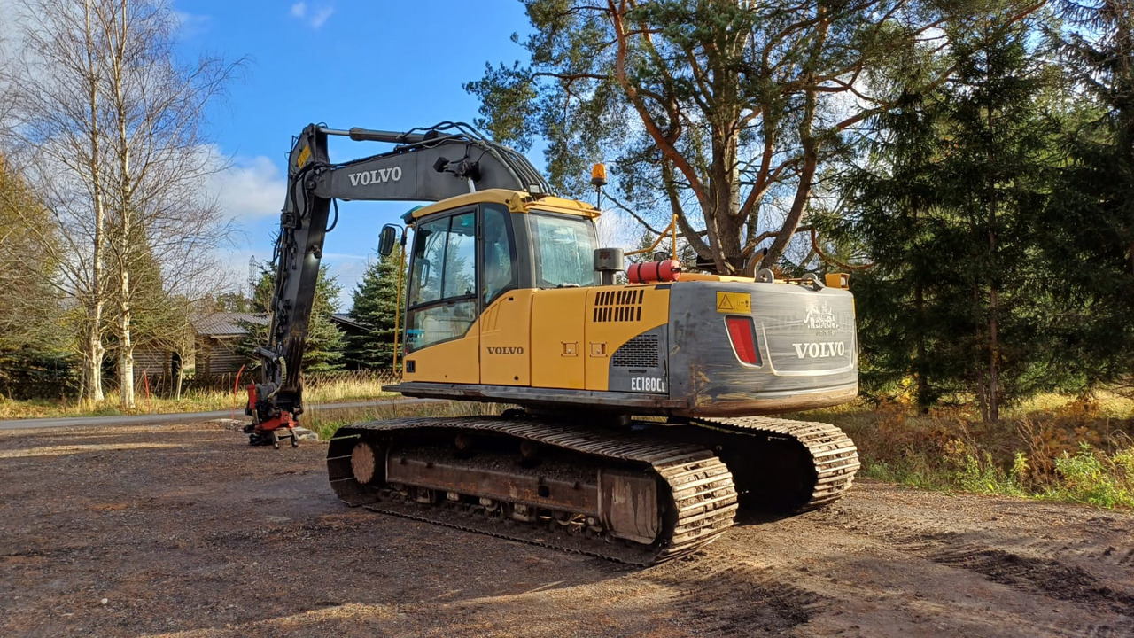 VOLVO EC180CL - حفار زاحف: صورة 3 VOLVO EC180CL - حفار زاحف: صورة 3