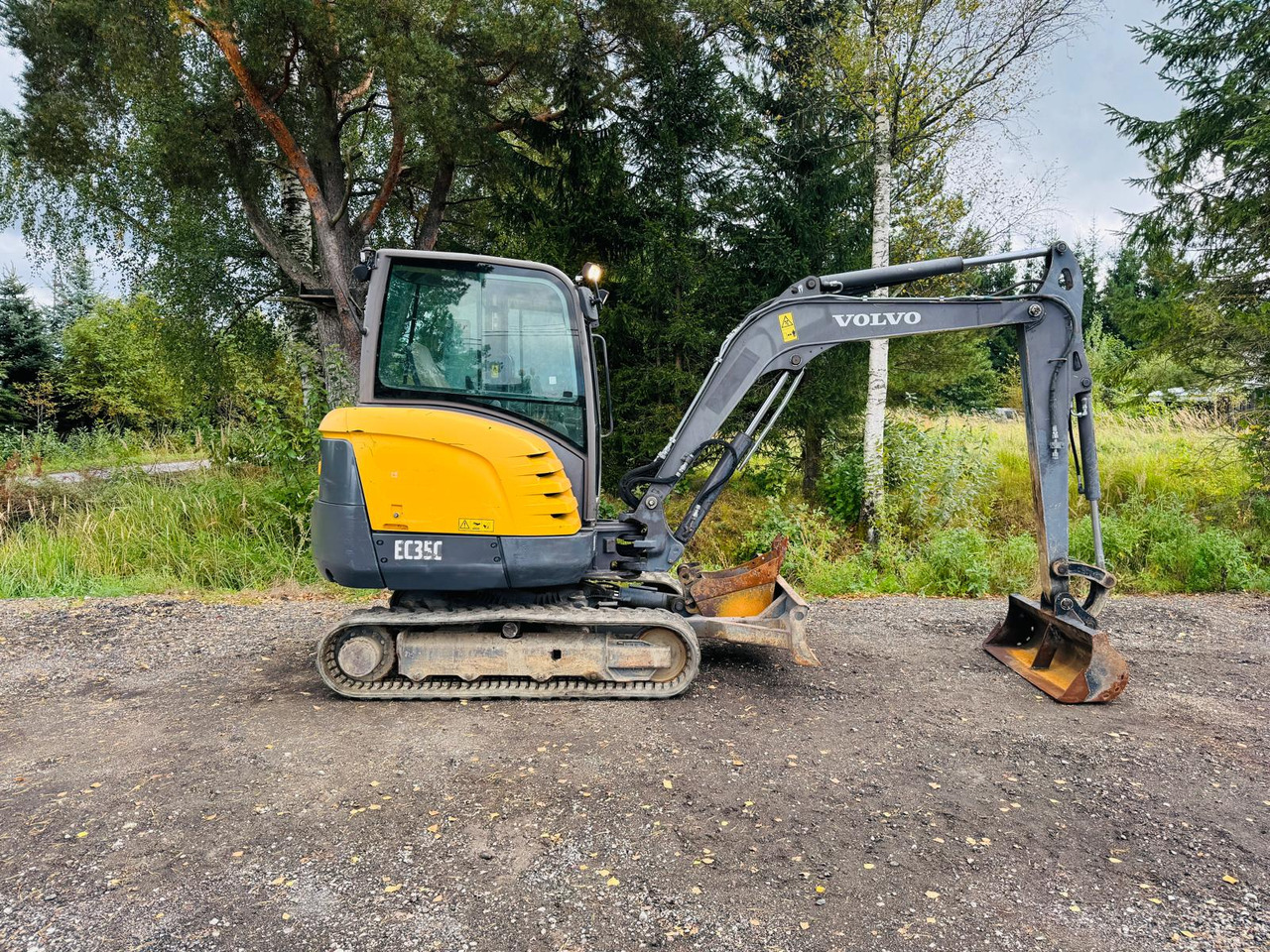 VOLVO EC35C - حفار صغير: صورة 5 VOLVO EC35C - حفار صغير: صورة 5