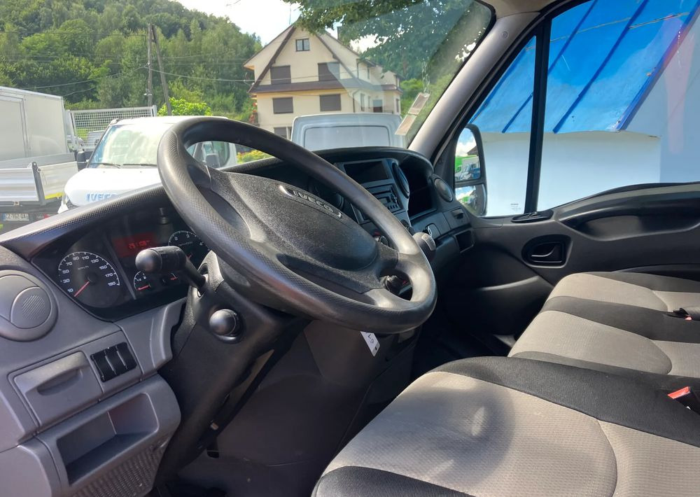 Iveco DAILY 35C13 ramo do zabudowy kiper wywrotka - شاحنة بهيكل معدني للمقصورة: صورة 5 Iveco DAILY 35C13 ramo do zabudowy kiper wywrotka - شاحنة بهيكل معدني للمقصورة: صورة 5