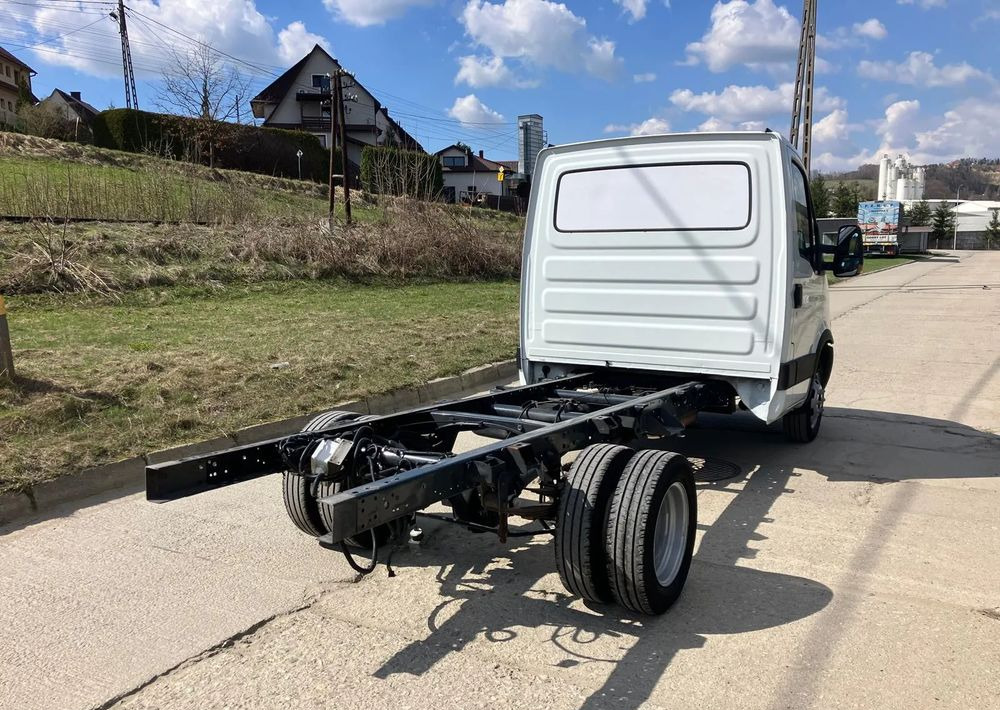 Iveco DAILY 35C13 ramo do zabudowy kiper wywrotka - شاحنة بهيكل معدني للمقصورة: صورة 2 Iveco DAILY 35C13 ramo do zabudowy kiper wywrotka - شاحنة بهيكل معدني للمقصورة: صورة 2