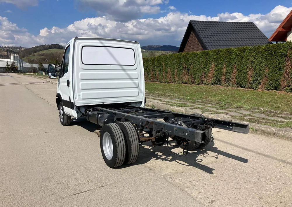 Iveco DAILY 35C13 ramo do zabudowy kiper wywrotka - شاحنة بهيكل معدني للمقصورة: صورة 3 Iveco DAILY 35C13 ramo do zabudowy kiper wywrotka - شاحنة بهيكل معدني للمقصورة: صورة 3