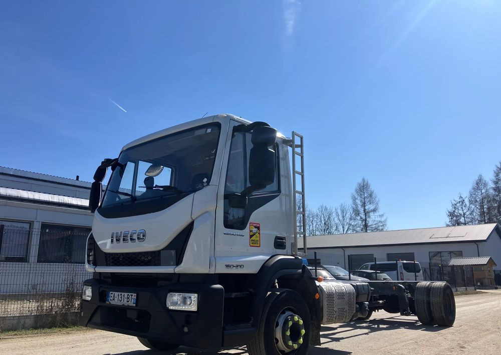 Iveco Iveco Eurocargo 1621 euro6 Rama do zabudowy - شاحنة بهيكل معدني للمقصورة: صورة 1 Iveco Iveco Eurocargo 1621 euro6 Rama do zabudowy - شاحنة بهيكل معدني للمقصورة: صورة 1