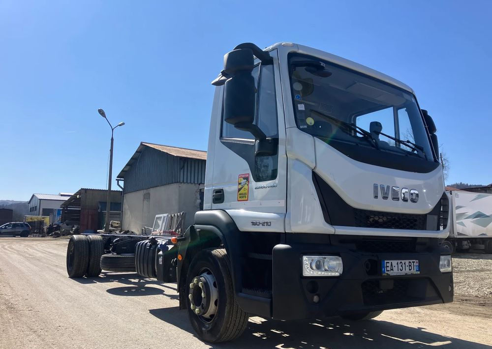 Iveco Iveco Eurocargo 1621 euro6 Rama do zabudowy - شاحنة بهيكل معدني للمقصورة: صورة 2 Iveco Iveco Eurocargo 1621 euro6 Rama do zabudowy - شاحنة بهيكل معدني للمقصورة: صورة 2