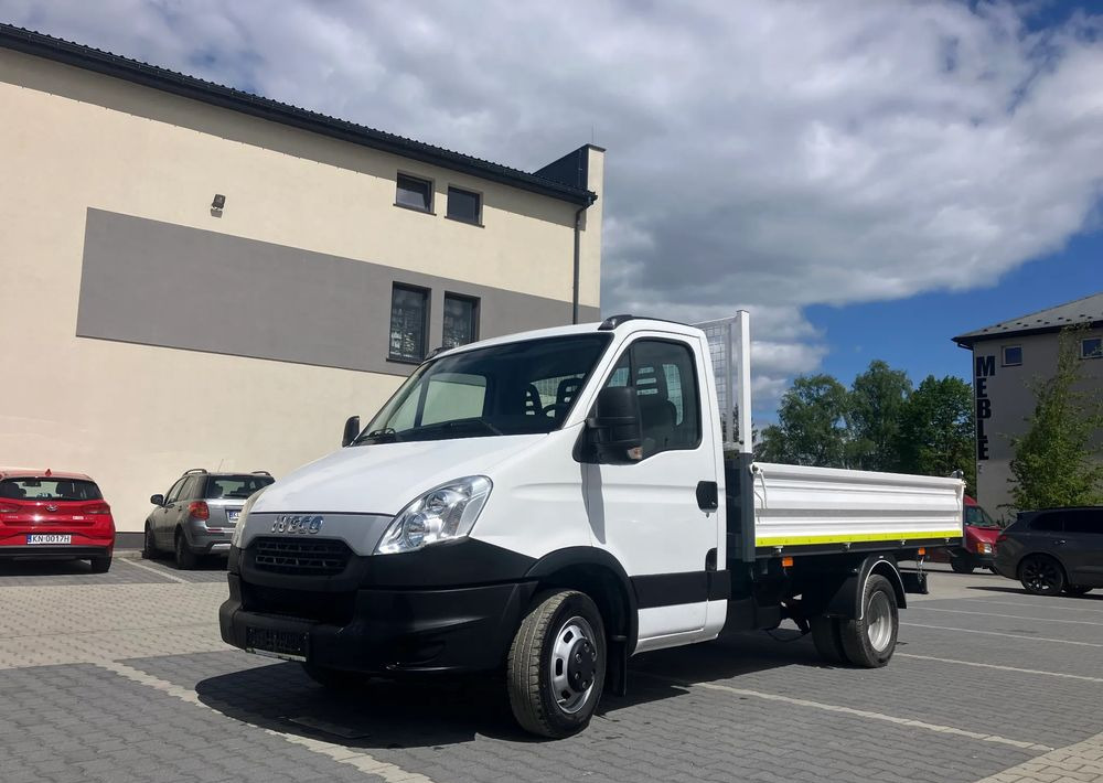 Iveco Iveco daily 35C13 wywrotka solidny kiper - قلاب صغير: صورة 3 Iveco Iveco daily 35C13 wywrotka solidny kiper - قلاب صغير: صورة 3