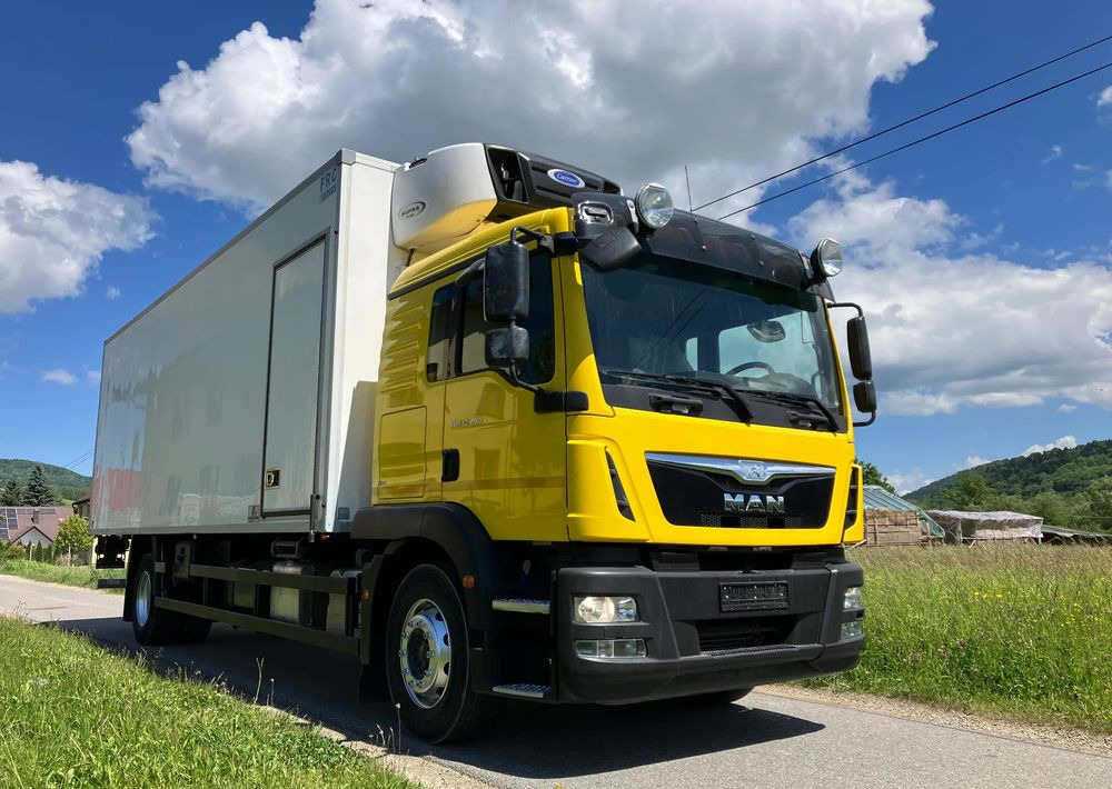 MAN MAN TGM 18.290 SYPIALKA chłodnia izoterma kontener - شاحنة ذات مبرد: صورة 2 MAN MAN TGM 18.290 SYPIALKA chłodnia izoterma kontener - شاحنة ذات مبرد: صورة 2