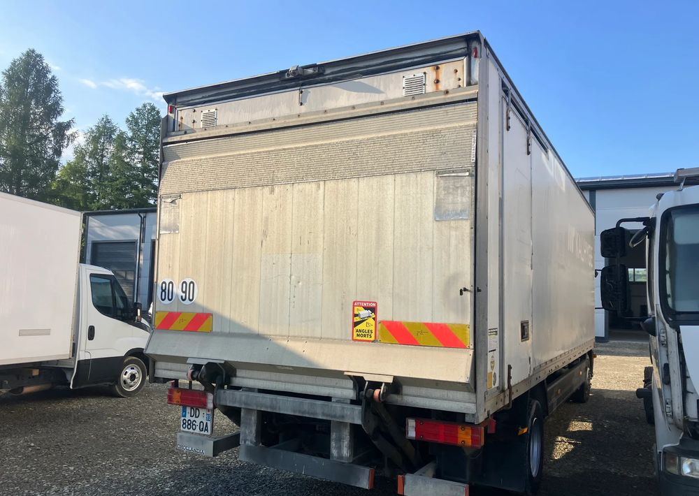 Mercedes-Benz Atego 1218 kurierka kontener - شاحنة صندوقية: صورة 4 Mercedes-Benz Atego 1218 kurierka kontener - شاحنة صندوقية: صورة 4