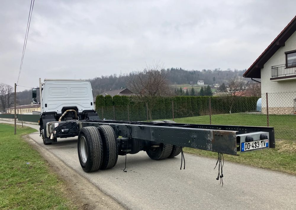 Mercedes-Benz Mercedes Axor 1829 Rama do zabudowy kiper beczka hakowiec laweta - شاحنة بهيكل معدني للمقصورة: صورة 3 Mercedes-Benz Mercedes Axor 1829 Rama do zabudowy kiper beczka hakowiec laweta - شاحنة بهيكل معدني للمقصورة: صورة 3