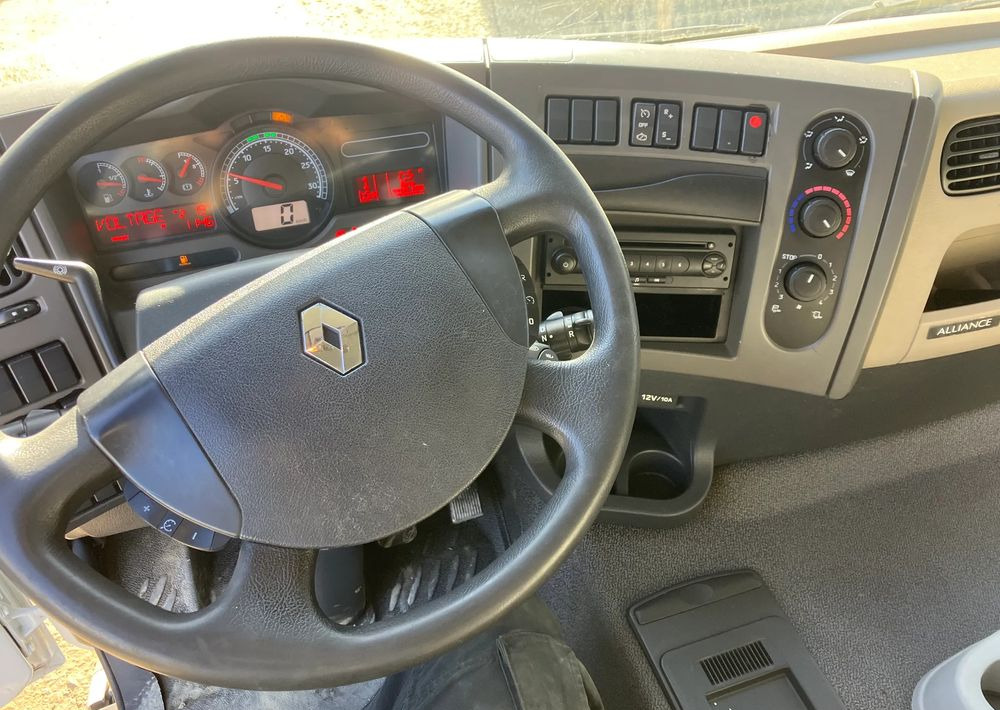 Renault RENAULT Premium 280 ramo do zabudowy - شاحنة بهيكل معدني للمقصورة: صورة 5 Renault RENAULT Premium 280 ramo do zabudowy - شاحنة بهيكل معدني للمقصورة: صورة 5