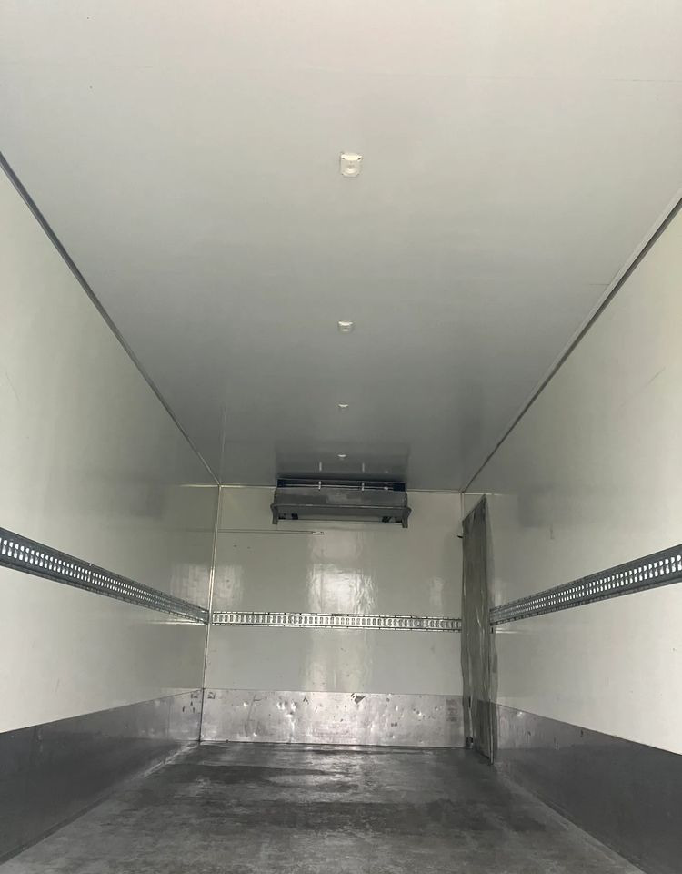 Renault Renault Gama D 240 chłodnia izoterma - شاحنة ذات مبرد: صورة 5 Renault Renault Gama D 240 chłodnia izoterma - شاحنة ذات مبرد: صورة 5