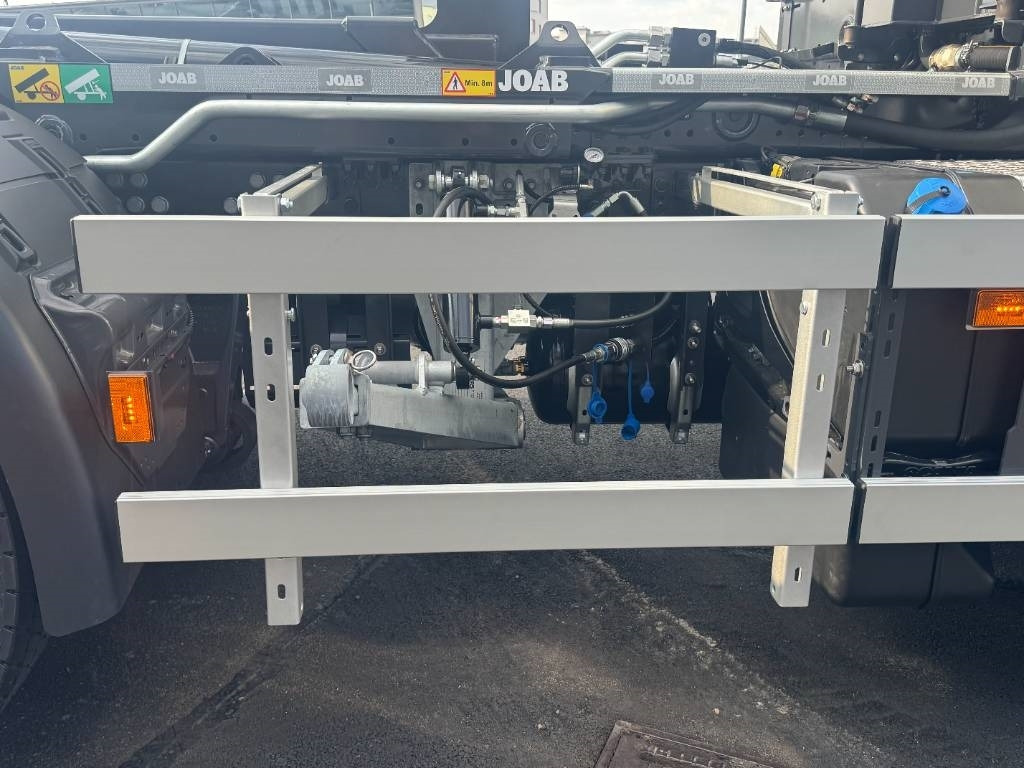Scania R 580 8x4*4 Joab med frontplog & sidoplogsfäste - شاحنة برافعة خطافية: صورة 4 Scania R 580 8x4*4 Joab med frontplog & sidoplogsfäste - شاحنة برافعة خطافية: صورة 4