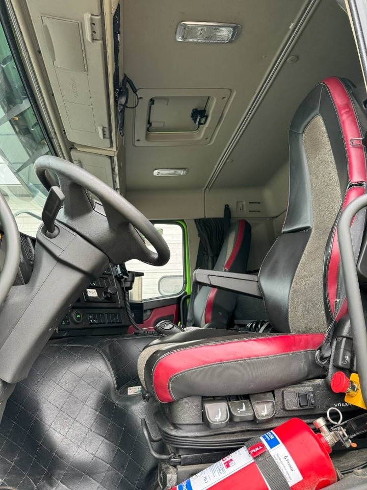 Volvo FM 8*4 - شاحنة قلاب: صورة 2 Volvo FM 8*4 - شاحنة قلاب: صورة 2