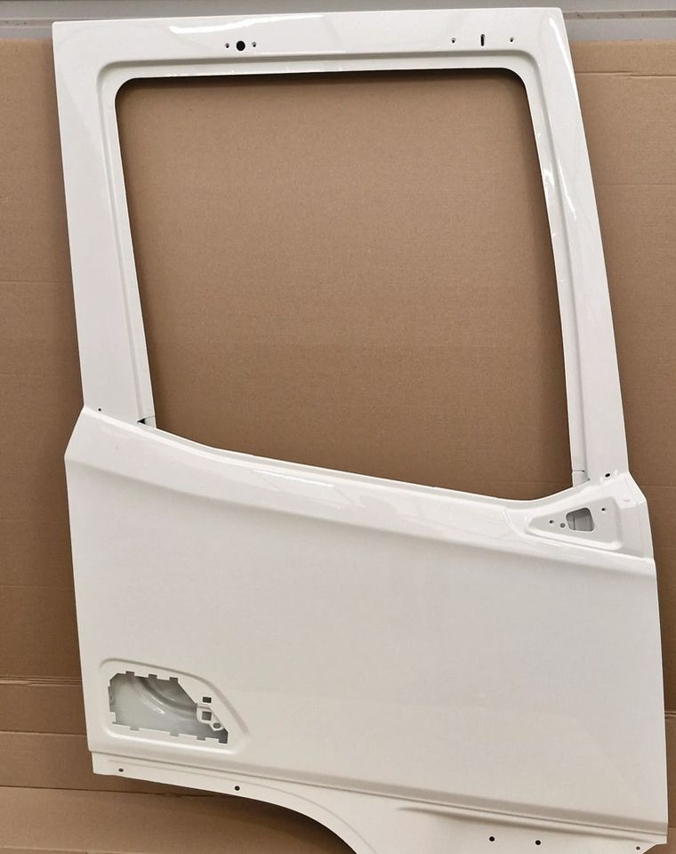 DAF XF XG DRZWI PRAWE - هيكل السيارة الخارجية - شاحنة: صورة 1 DAF XF XG DRZWI PRAWE - هيكل السيارة الخارجية - شاحنة: صورة 1