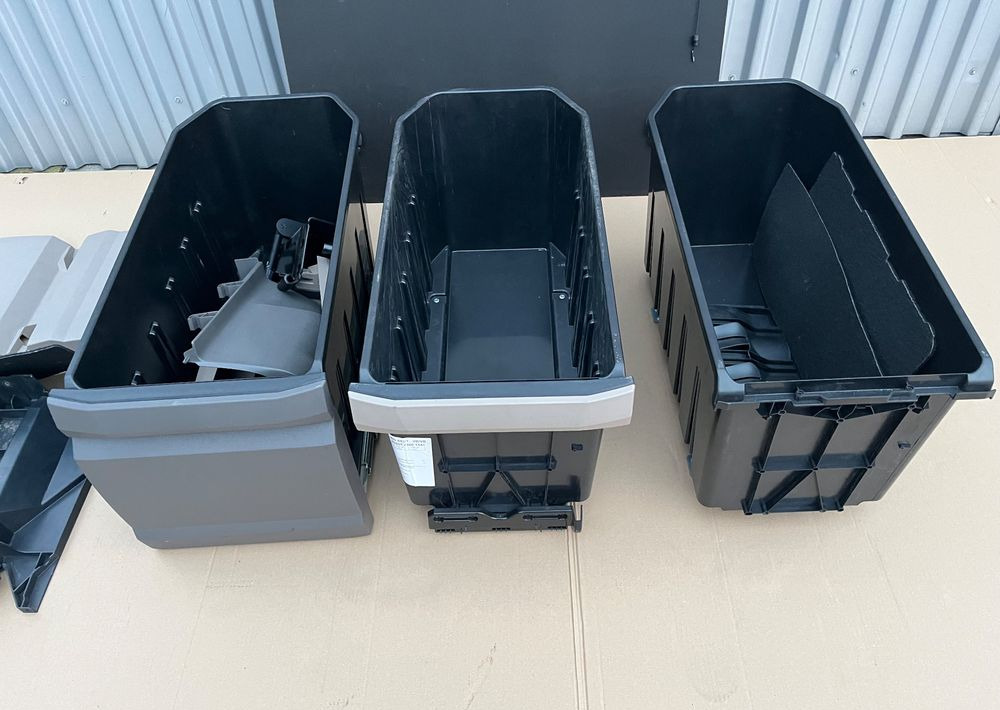 Elementy wyposażenia wnętrza DAF XG+ schowek szuflada box - الكابينة والداخلية - شاحنة: صورة 2 Elementy wyposażenia wnętrza DAF XG+ schowek szuflada box - الكابينة والداخلية - شاحنة: صورة 2