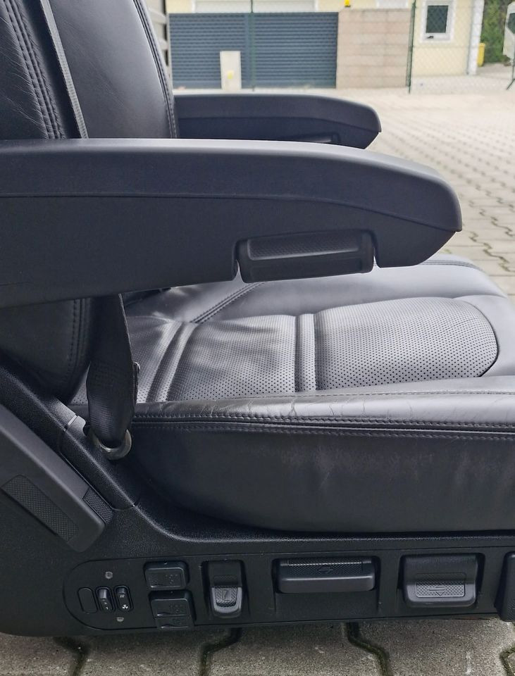 IVECO STRALIS S WAY FOTEL PASAŻERA - الكابينة والداخلية: صورة 4 IVECO STRALIS S WAY FOTEL PASAŻERA - الكابينة والداخلية: صورة 4