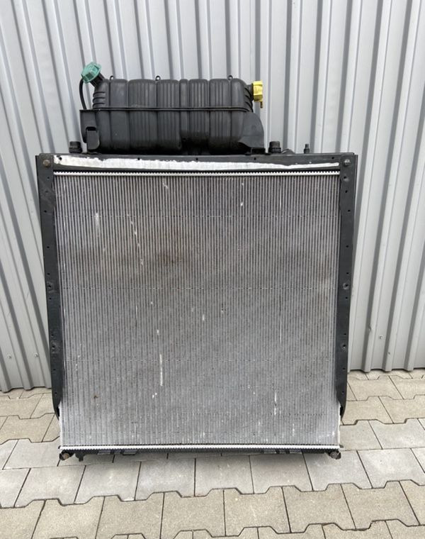 Komplet chłodnic MAN TGX euro 6 chłodnice 90cm - مشعاع - سيارة: صورة 1 Komplet chłodnic MAN TGX euro 6 chłodnice 90cm - مشعاع - سيارة: صورة 1