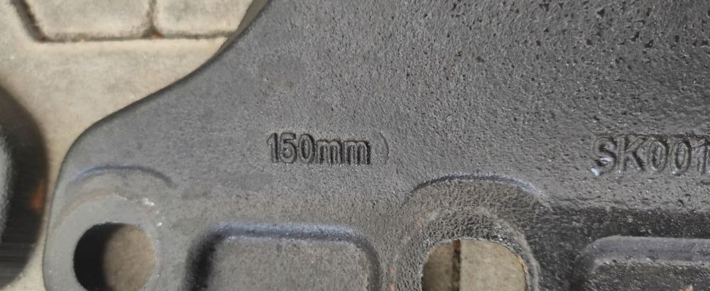 ŁAPA ŁAPY POD SIODŁO JOST 150mm NOWE - قارنة سرجية - شاحنة: صورة 3 ŁAPA ŁAPY POD SIODŁO JOST 150mm NOWE - قارنة سرجية - شاحنة: صورة 3