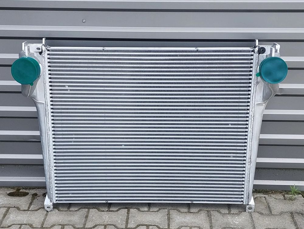 MERCEDES ACTROS MP4 CHŁODNICA POWIETRZA INTERCOOLER NOWA - مبرد هواء الشحن - شاحنة: صورة 1 MERCEDES ACTROS MP4 CHŁODNICA POWIETRZA INTERCOOLER NOWA - مبرد هواء الشحن - شاحنة: صورة 1