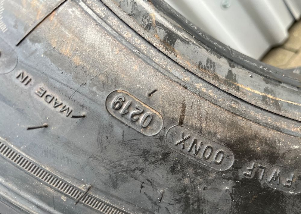 NOWA Opona Michelin X Multi 215/75R 17.5” - إطارات - شاحنة: صورة 5 NOWA Opona Michelin X Multi 215/75R 17.5” - إطارات - شاحنة: صورة 5